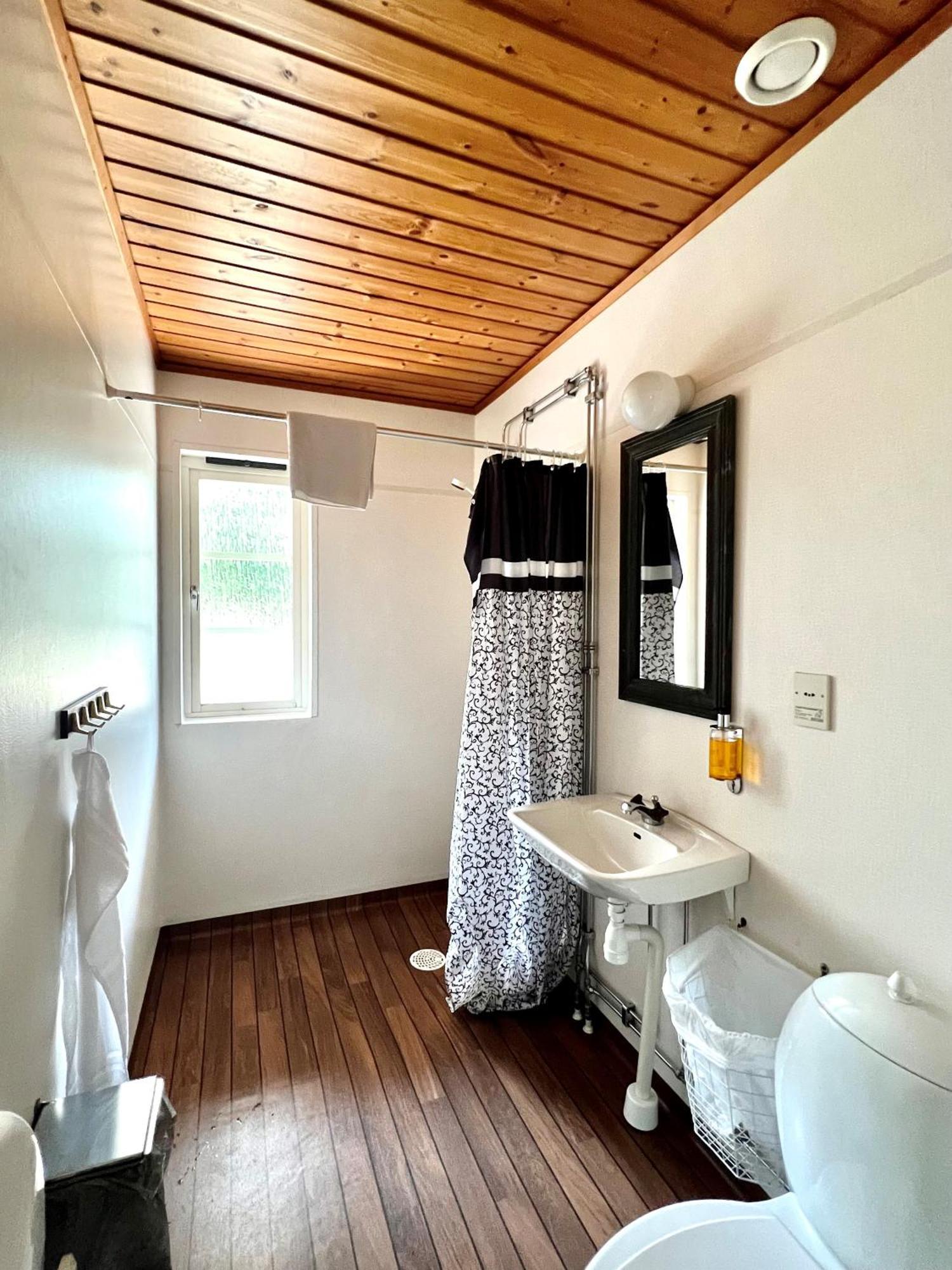 Stf Korroe Gardshotell - B&B Linneryd 외부 사진